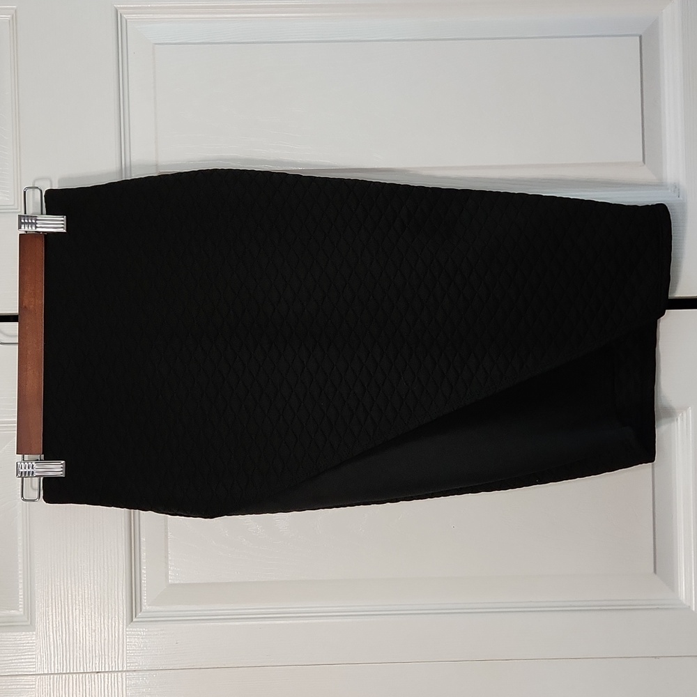 Vintage Sensational Collections Black Multi-Media Quilted Skirt Size‎ XS Neutral